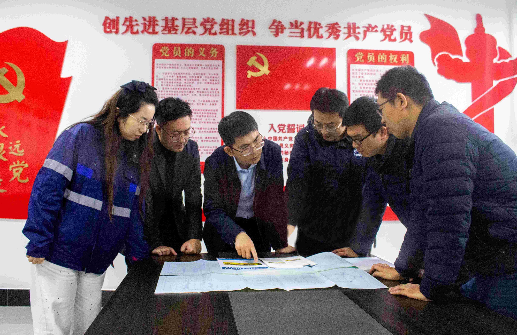 水下公司工作照(1)(1).jpg