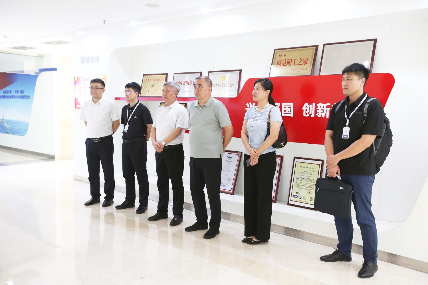 ef37518771c15ceb8162113f633fac12_origin(1).jpg