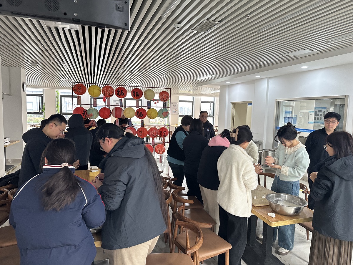 7643d6b2-99af-4f67-b097-ff2e6bcf480a.jpg